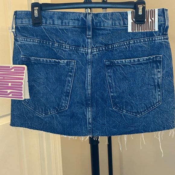 MOTHER Snacks The Fun Dip Micro cut Denim Skirt New with tags! - Picture 3 of 6